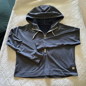 Women’s Vuori Essential Halo Cropped Hoodie